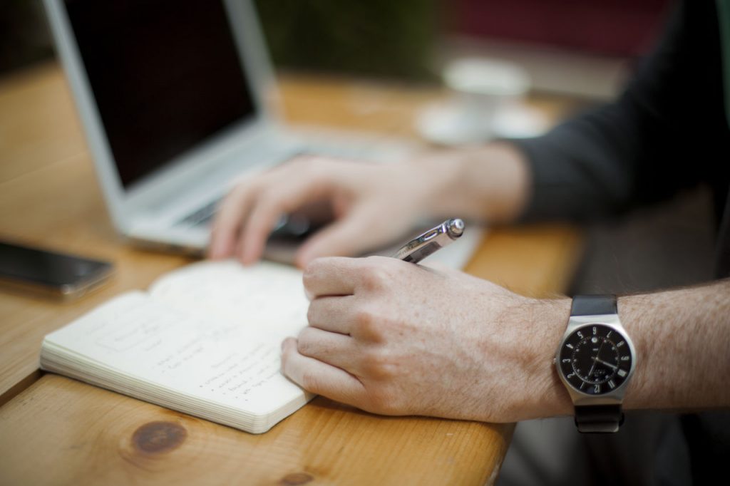 Consejos y sugerencias para ayudarte en los días, meses e incluso años después de perder el empleo
