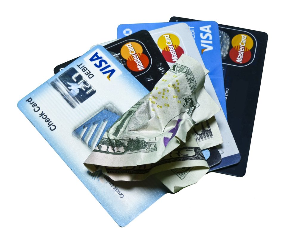 ¿Qué está pasando con la deuda de tarjetas de crédito en EE. UU.?
